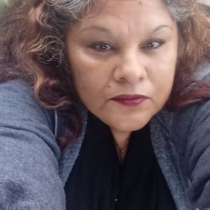 Meet your Posher, Leonora m